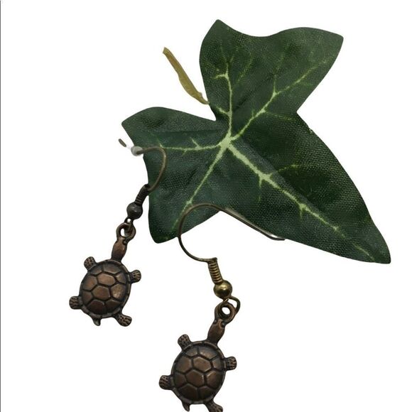 Turtle Antique Bronze Dangling Earrings Handcrafted Nautical Sea-life Coastal - Picture 4 of 9
